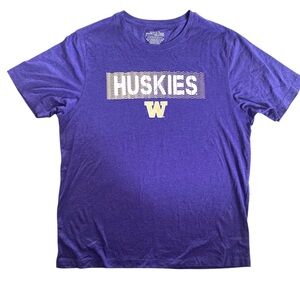 NWOT NCAA Washington Huskies Men’s size XXL T-Shirt